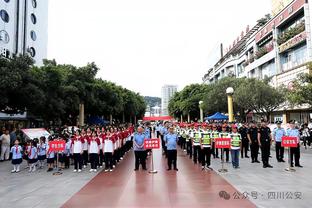 那个顶着台风去上课的女孩夺冠了——朱锦尔执着追梦前程似锦